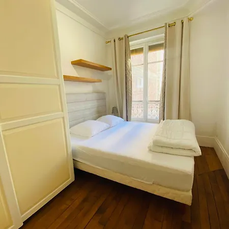 Motte Picquet Theatre Apartament Paryż
